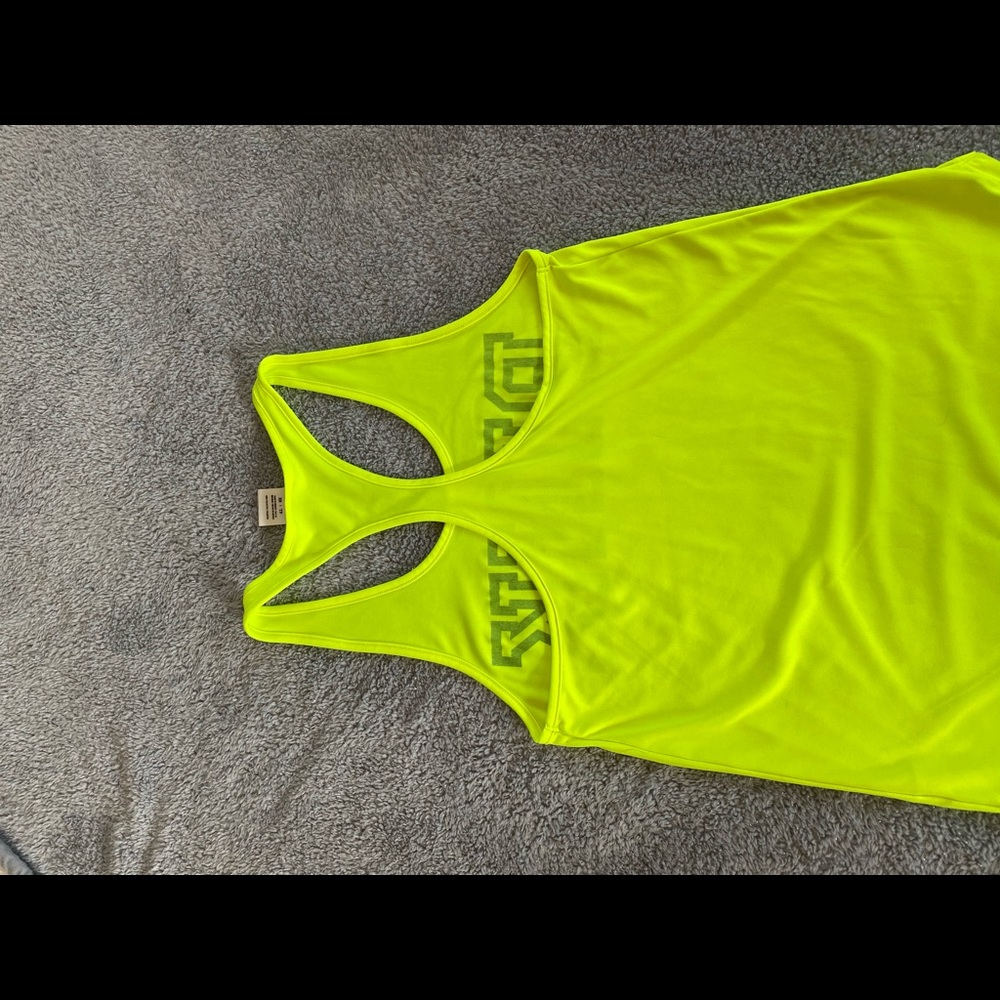Victoria Secret PINK workout shirt - Picture 4 of 4